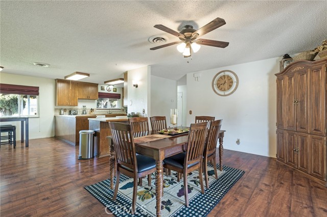 Detail Gallery Image 22 of 55 For 2141 Colusa Cir, Corning,  CA 96021 - 3 Beds | 2 Baths