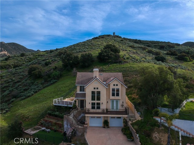 1259 Gonzales Road, Simi Valley CA: https://media.crmls.org/medias/8136e514-9e79-4b1f-9164-0f581dcfcd5c.jpg