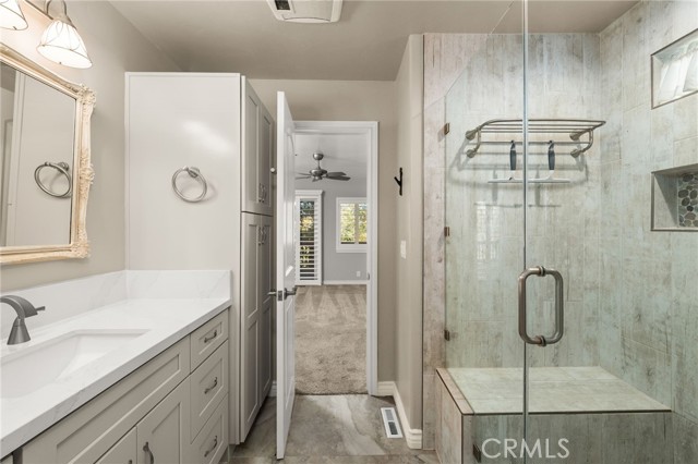 Detail Gallery Image 20 of 45 For 1158 Klondike, Lake Arrowhead,  CA 92352 - 4 Beds | 2/1 Baths