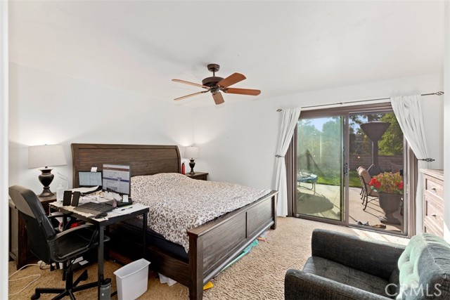 24911 Via Santa Cruz, Mission Viejo CA: https://media.crmls.org/medias/81378bbc-f990-4430-a4fd-9f6cf28d4547.jpg