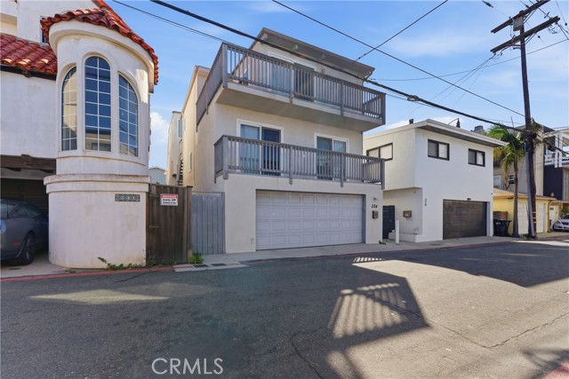 Detail Gallery Image 30 of 31 For 334 Palm Dr, Hermosa Beach,  CA 90254 - 3 Beds | 3 Baths