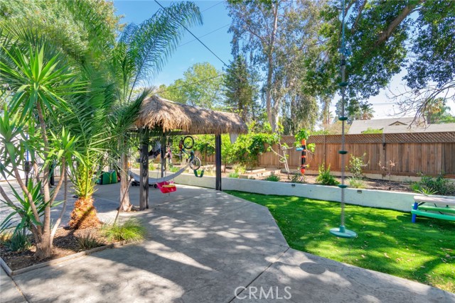 Detail Gallery Image 8 of 28 For 5822 Old Ranch Rd, Riverside,  CA 92504 - 3 Beds | 2/1 Baths