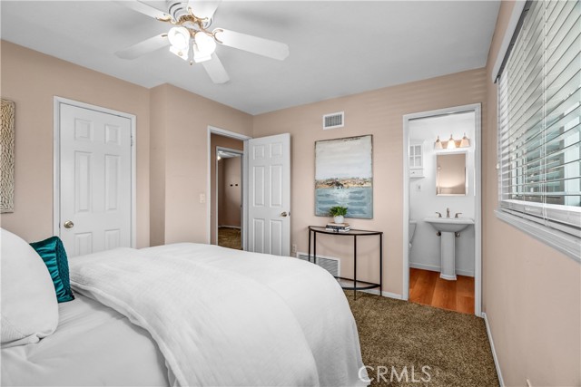 Image 14 of 39 For 10151 Christopher