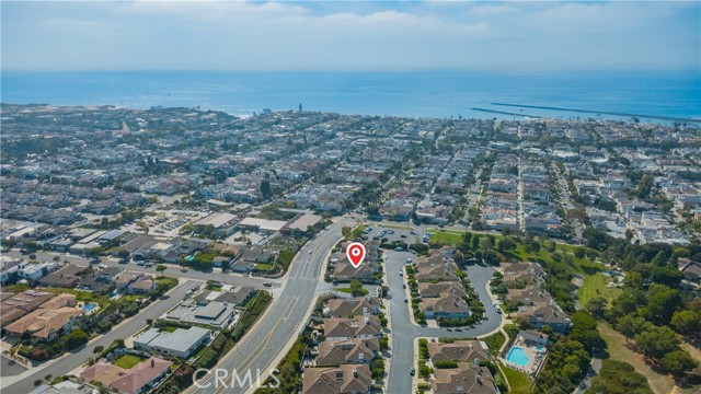 Detail Gallery Image 35 of 39 For 820 Gardenia, Corona Del Mar,  CA 92625 - 2 Beds | 2 Baths