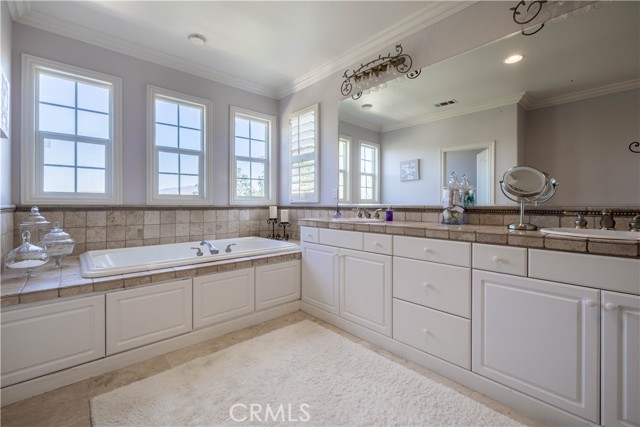 Detail Gallery Image 41 of 63 For 2589 N Promontory, Orange,  CA 92867 - 5 Beds | 3/1 Baths