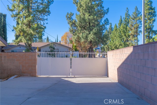 Detail Gallery Image 54 of 70 For 10660 Melvin Ave, Porter Ranch,  CA 91326 - 5 Beds | 3/1 Baths