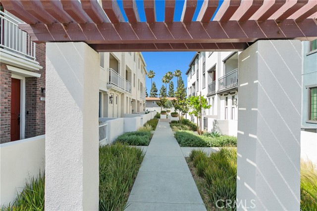 6902 Sagebrush Circle, Buena Park CA: https://media.crmls.org/medias/813a8697-52ca-4481-b44a-53ed66af4199.jpg