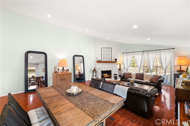 Detail Gallery Image 13 of 42 For 2411 E Greenview Dr, Glendora,  CA 91741 - 2 Beds | 2/1 Baths