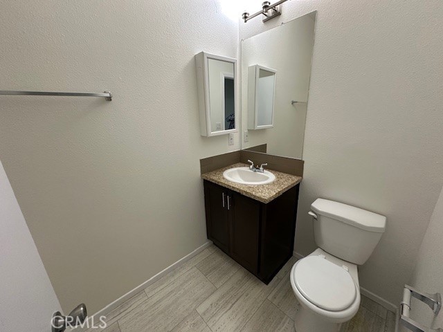 880 N. LAKE STREET, Hemet CA: https://media.crmls.org/medias/813bc2de-d9e3-432b-95ab-a0b241669c66.jpg