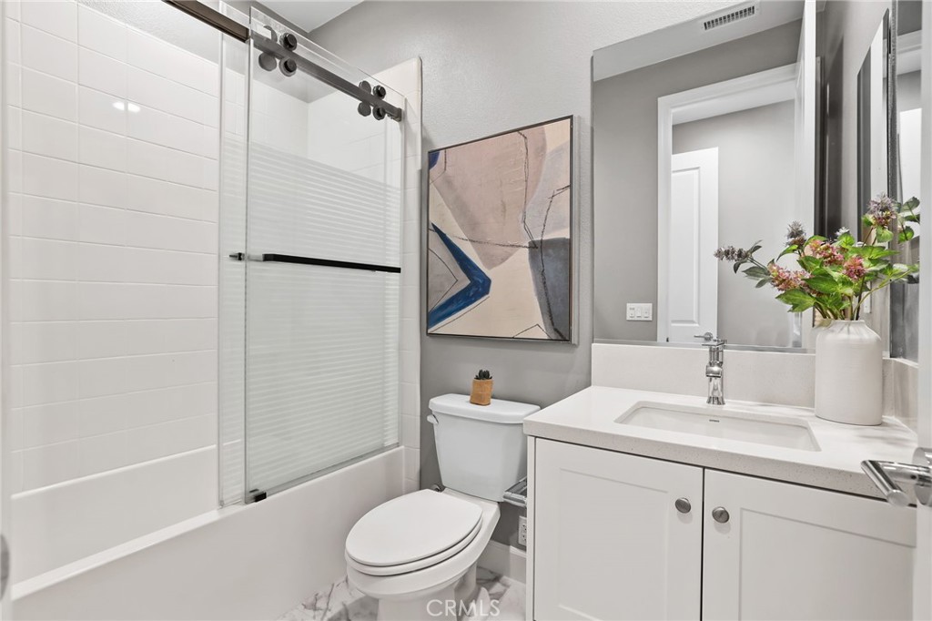 MLS #OC25257950 image #21