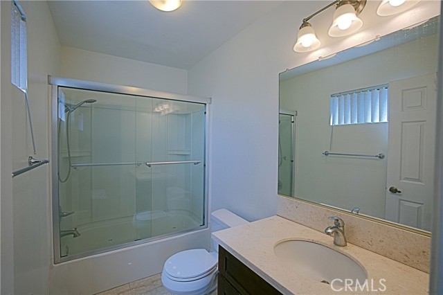 Detail Gallery Image 33 of 38 For 902 Michelle Ct #4,  Montebello,  CA 90640 - 3 Beds | 3 Baths