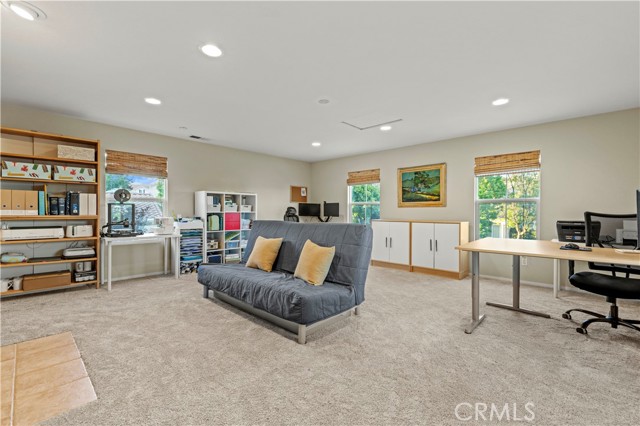 28238 Alton Way, Castaic CA: https://media.crmls.org/medias/813bf9b7-000b-41f8-826d-2bfd2d26e4d9.jpg