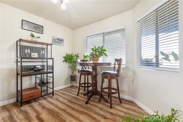 Detail Gallery Image 7 of 39 For 919 Saint Ann, Paso Robles,  CA 93446 - 3 Beds | 2 Baths