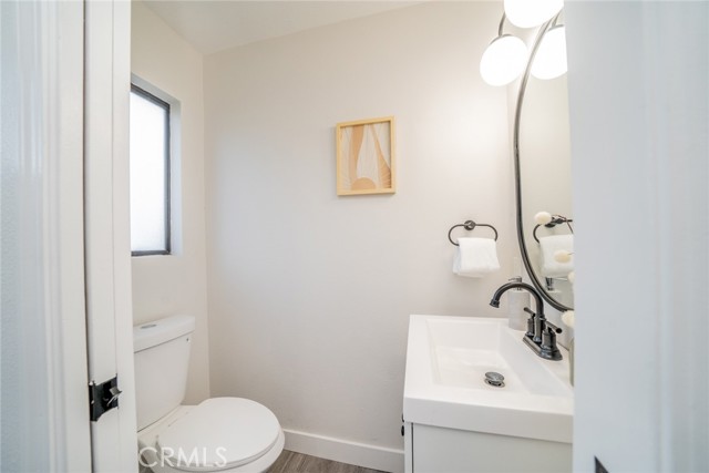 Detail Gallery Image 17 of 31 For 13627 Scenic Crest Dr, Yucaipa,  CA 92399 - 4 Beds | 2/1 Baths