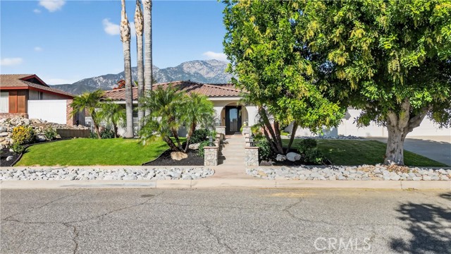 Detail Gallery Image 3 of 47 For 8410 Pumalo St, Alta Loma,  CA 91701 - 4 Beds | 2 Baths
