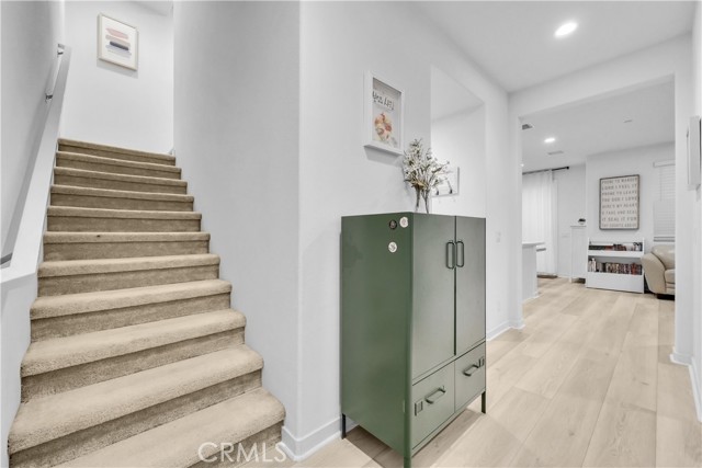 Detail Gallery Image 15 of 26 For 16272 Meadowhouse, Chino,  CA 91708 - 3 Beds | 3/1 Baths