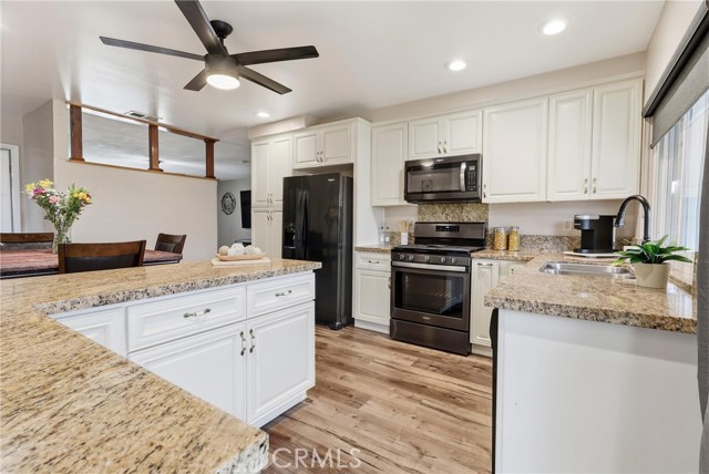 Detail Gallery Image 15 of 36 For 281 Eastwood, Hemet,  CA 92544 - 4 Beds | 2 Baths