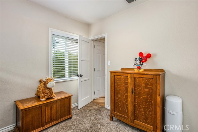 Detail Gallery Image 18 of 29 For 2215 Northbend St, Riverside,  CA 92501 - 3 Beds | 1 Baths