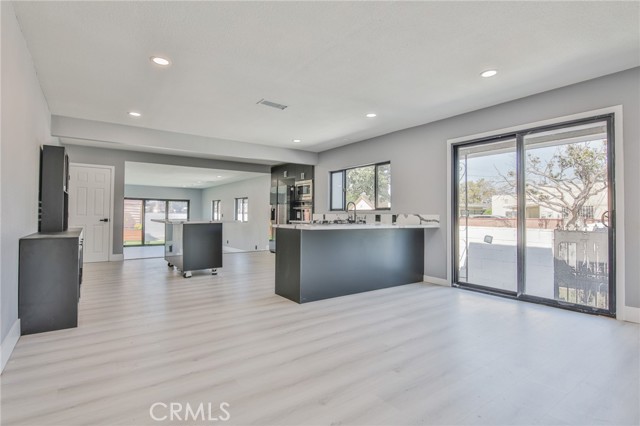 Detail Gallery Image 14 of 47 For 7803 S Harvard, Los Angeles,  CA 90047 - 3 Beds | 2 Baths