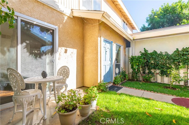 Detail Gallery Image 7 of 34 For 10125 De Soto #45,  Chatsworth,  CA 91311 - 3 Beds | 3 Baths