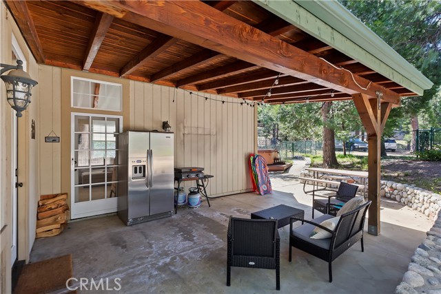 Detail Gallery Image 30 of 44 For 858 Grass Valley Rd, Lake Arrowhead,  CA 92352 - 4 Beds | 2/1 Baths