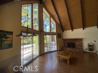 Detail Gallery Image 7 of 29 For 28367 Altamont Dr, Lake Arrowhead,  CA 92352 - 3 Beds | 3 Baths