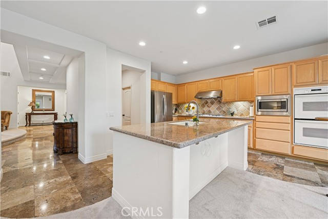 5032 Amalfi Way, Oxnard CA: https://media.crmls.org/medias/81458d2b-3e76-4aca-afd0-f3a02dc7f07d.jpg