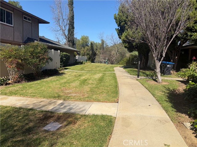 Detail Gallery Image 12 of 12 For 28615 Conejo View Dr, Agoura Hills,  CA 91301 - 2 Beds | 2 Baths