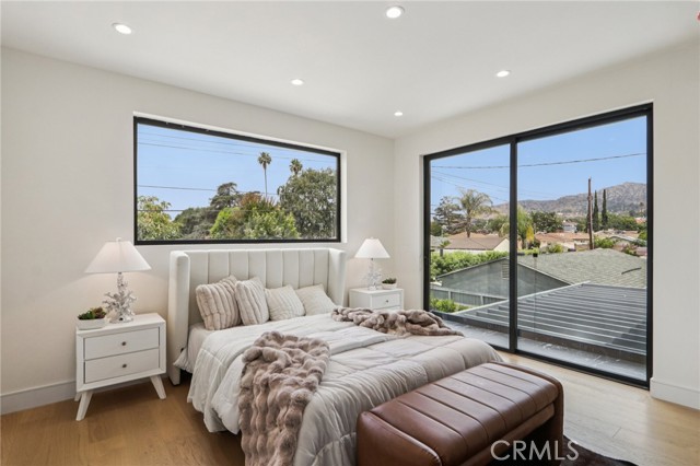 Detail Gallery Image 37 of 61 For 2227 N Lamer St, Burbank,  CA 91504 - 4 Beds | 4/1 Baths