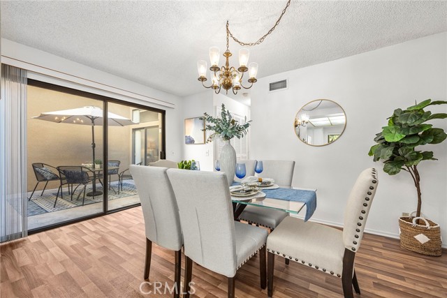 Detail Gallery Image 8 of 39 For 15930 Alta Vista Dr 613c,  La Mirada,  CA 90638 - 2 Beds | 2 Baths