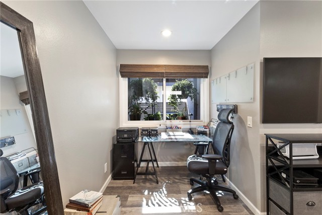 Detail Gallery Image 17 of 42 For 30749 Canwood St, Agoura Hills,  CA 91301 - 3 Beds | 2 Baths