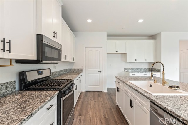 29362 Wild Lilac, Lake Elsinore CA: https://media.crmls.org/medias/8146bc87-a1e3-4974-89cb-6b54c83a0de5.jpg