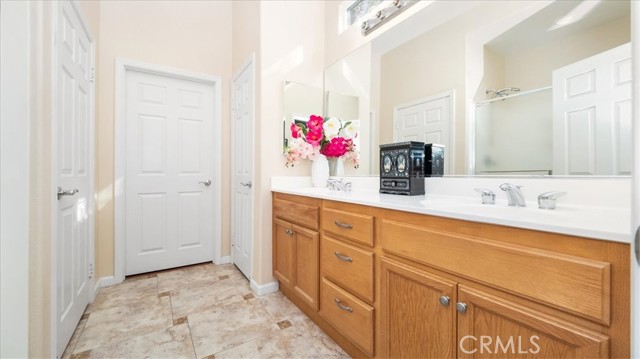 Detail Gallery Image 15 of 39 For 23979 Steelhead Dr, Corona,  CA 92883 - 2 Beds | 2 Baths