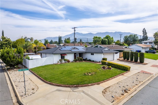 35230 San Carlos Street, Yucaipa CA: https://media.crmls.org/medias/814755e9-a740-47e7-85c6-0d4f1b212145.jpg