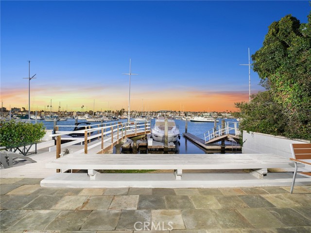 Detail Gallery Image 21 of 24 For 1344 W Bay Ave, Newport Beach,  CA 92661 - 4 Beds | 4 Baths