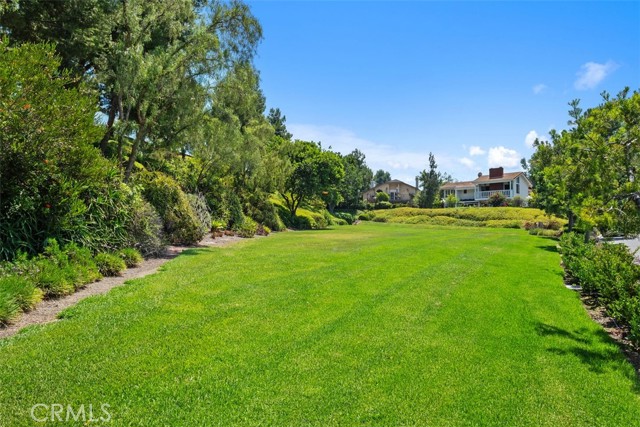 22571 Labrusca, Mission Viejo CA: https://media.crmls.org/medias/8148495c-f6b5-41cf-b7a3-c4b7b2a42f06.jpg