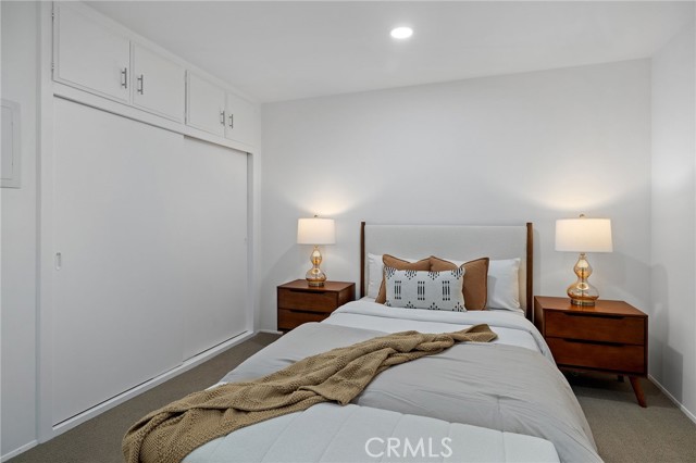 21 7th Place, Long Beach CA: https://media.crmls.org/medias/81495f58-efe0-491d-8d73-8d7525444b86.jpg