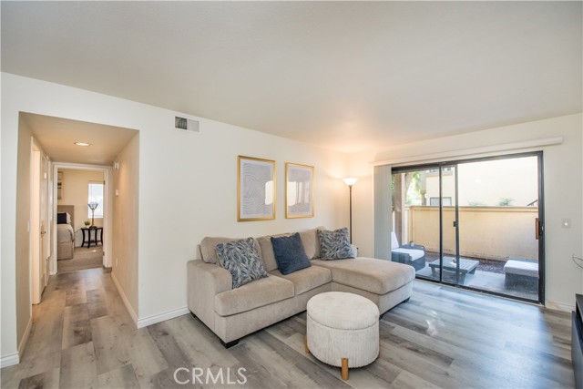 Detail Gallery Image 6 of 30 For 1114 W Blaine St #105,  Riverside,  CA 92507 - 2 Beds | 1 Baths