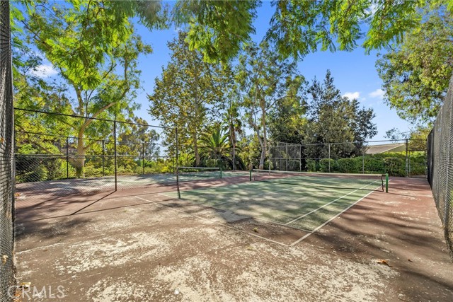 Detail Gallery Image 23 of 28 For 4141 via Marisol #215,  Los Angeles,  CA 90042 - 2 Beds | 2 Baths