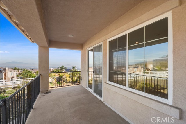 4925 Lone Acres Court, Rancho Cucamonga CA: https://media.crmls.org/medias/814b2092-84db-40f7-937d-4dc7fd7d36d0.jpg