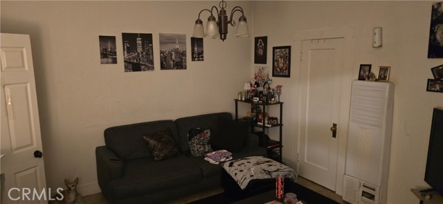 Detail Gallery Image 6 of 23 For 955 W Hays, Banning,  CA 92220 - 4 Beds | 3/1 Baths