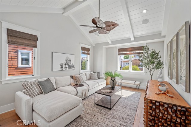 Detail Gallery Image 22 of 49 For 2222 Channel Rd, Newport Beach,  CA 92661 - 4 Beds | 4 Baths