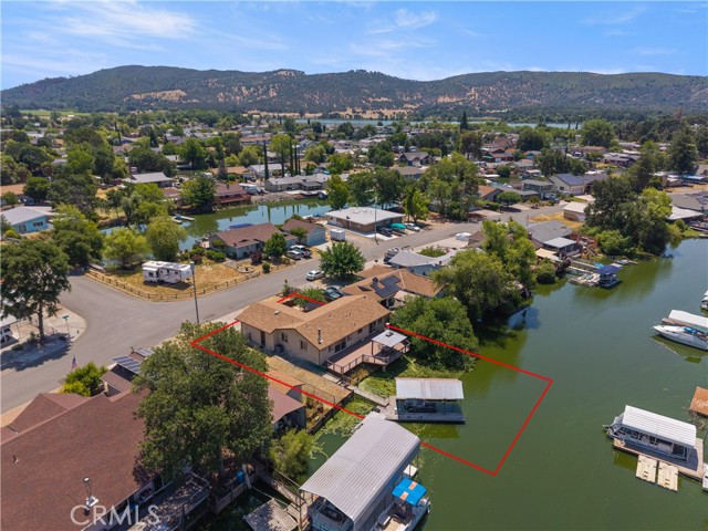 12855 Island Circle, Clearlake Oaks CA: https://media.crmls.org/medias/814bf5fc-c4a5-4f49-86f0-a4b2428c6aea.jpg