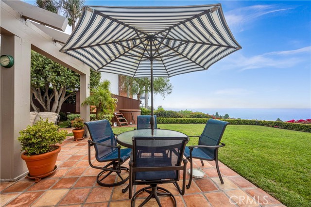 30125 Avenida Classica, Rancho Palos Verdes, California 90275, 4 Bedrooms Bedrooms, ,4 BathroomsBathrooms,Residential,Sold,Avenida Classica,PV24144663