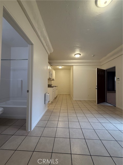 2012 E 7th ST Unit: I