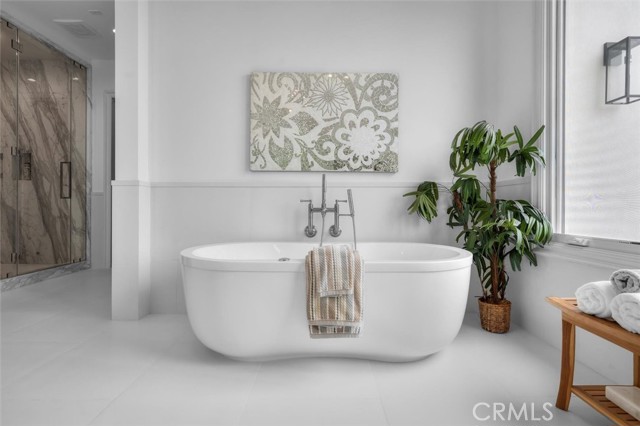 Detail Gallery Image 29 of 72 For 32042 Isthmus View Dr, Rancho Palos Verdes,  CA 90275 - 6 Beds | 6/2 Baths