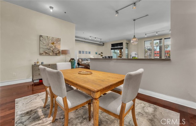 Detail Gallery Image 13 of 21 For 13320 Beach #202,  Marina Del Rey,  CA 90292 - 2 Beds | 2 Baths