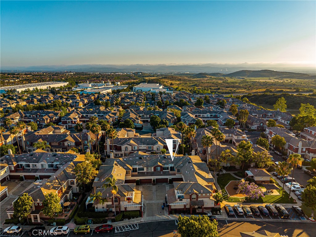 https://media.crmls.org/medias/814e5b02-6196-4696-a0c5-6319824cd814.jpg?preset=X-Large