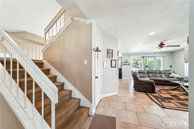 3622 Broken Twig Drive, Norco CA: https://media.crmls.org/medias/814e6914-39fd-4d6d-a0c1-7777cc7c466b.jpg