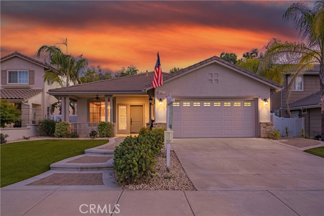 Detail Gallery Image 1 of 1 For 27419 Sante Fe Ct, Corona,  CA 92883 - 3 Beds | 2 Baths